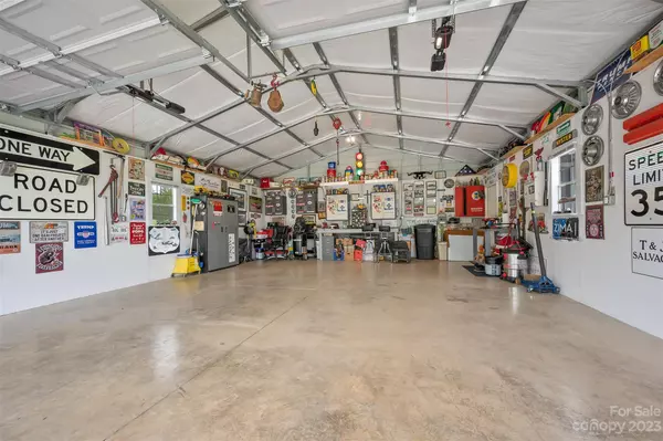 Rutherfordton, NC 28139,117 Meadows DR