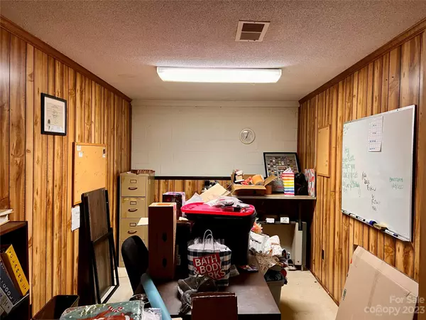 Rock Hill, SC 29730,630 E White ST