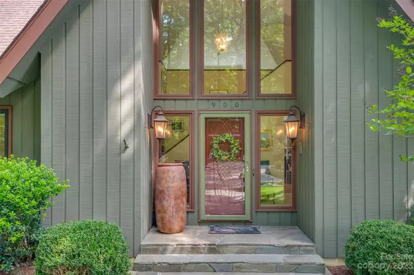 Tryon, NC 28782,900 Club RD