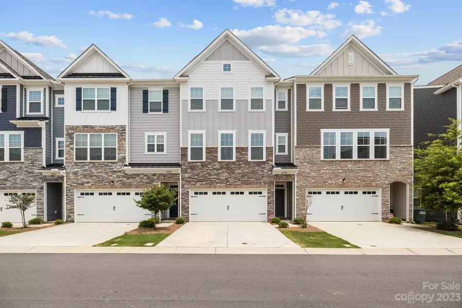 15028 Holly Run LN, Charlotte, NC 28277