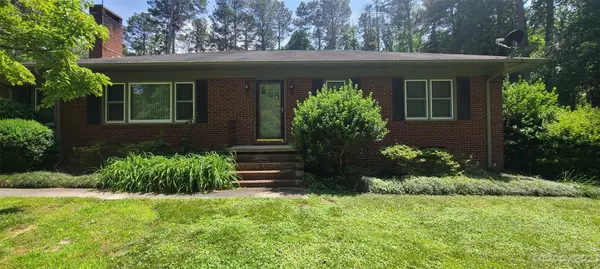 530 Biscoe RD, Troy, NC 27371