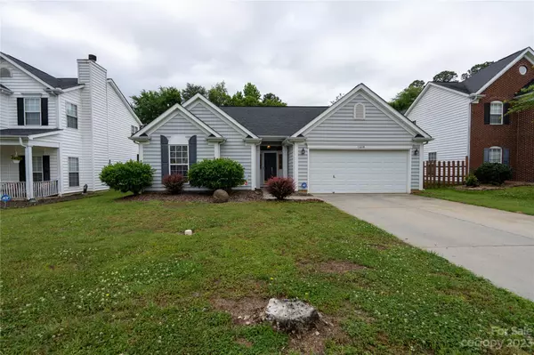 11608 Larix DR #76, Charlotte, NC 28273