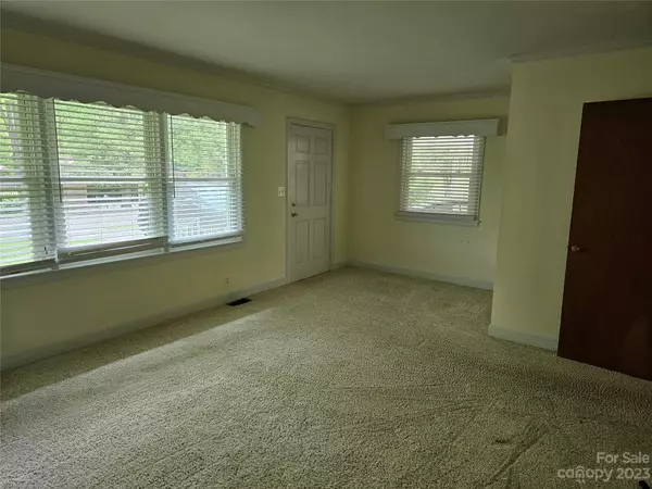 Lancaster, SC 29720,629 Davis ST