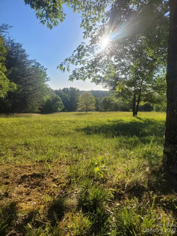 Rutherfordton, NC 28139,271 Emerald Pkwy