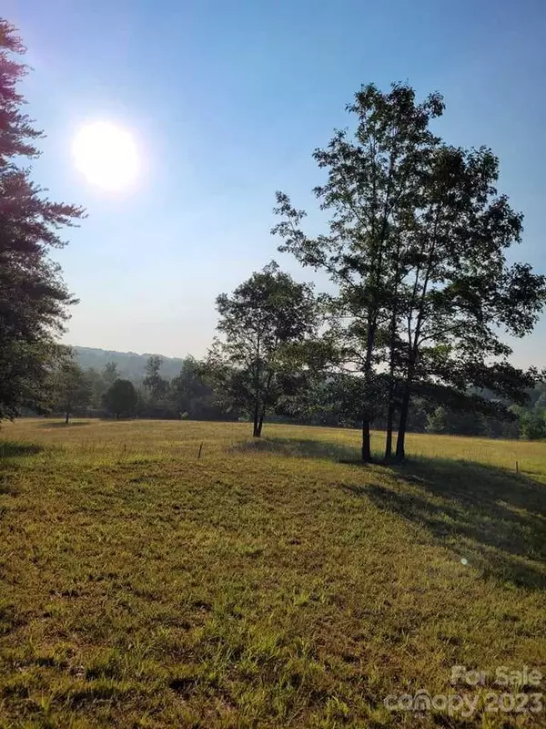 Rutherfordton, NC 28139,271 Emerald Pkwy