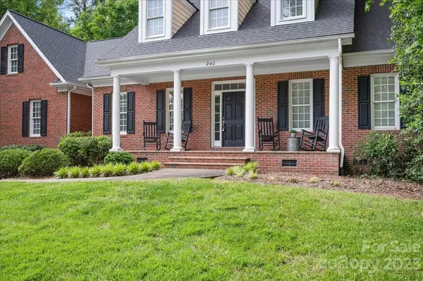 Clayton, NC 27527,240 E Walker Woods LN