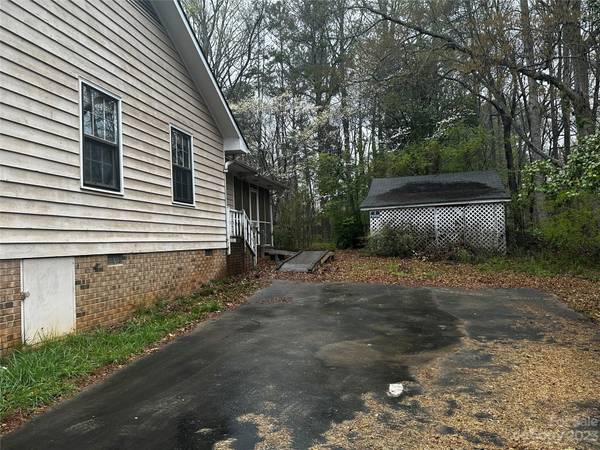 Lancaster, SC 29720,1728 Dogwood LN