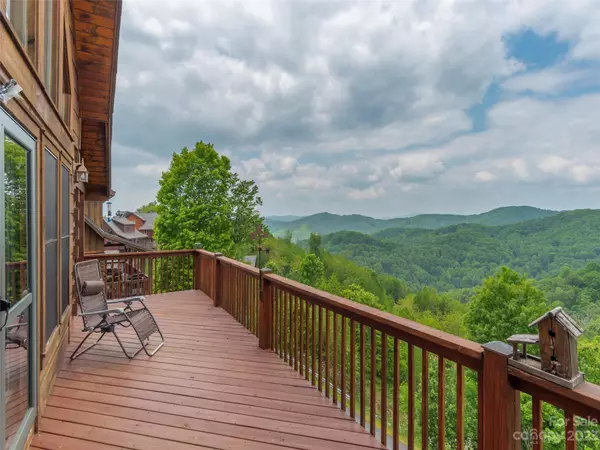 Mars Hill, NC 28754,121 Scenic Wolf DR