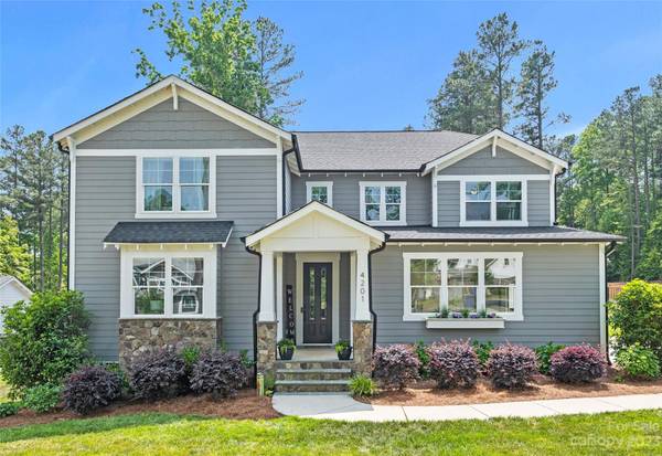 4201 Island Fox LN, Denver, NC 28037