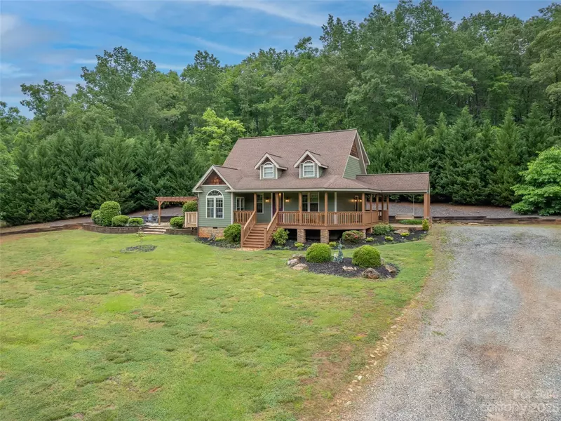 2011 Edgerton RD, Mill Spring, NC 28756