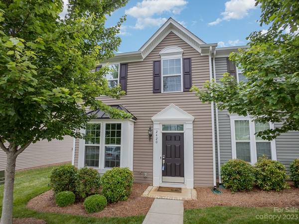 2420 Mariners Cove LN, Denver, NC 28037