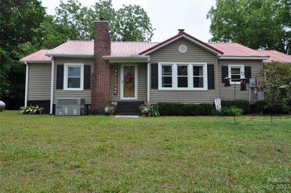 4724 Great Falls HWY, Great Falls, SC 29055