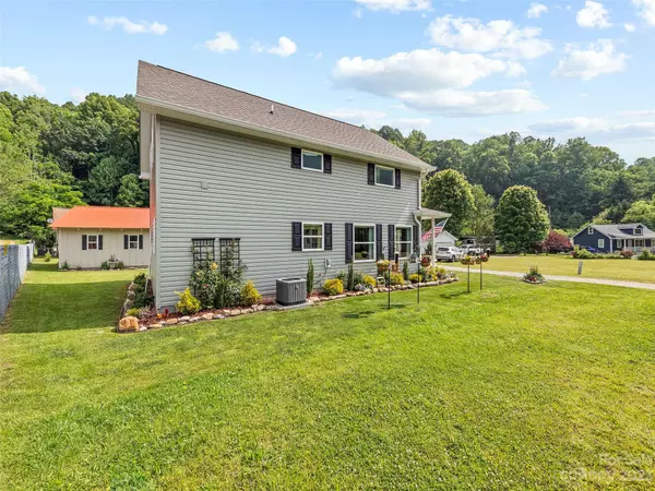 Maggie Valley, NC 28751,51 Dream Meadow LN