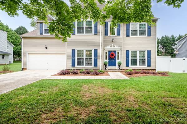 9229 Old Barnette PL, Huntersville, NC 28078