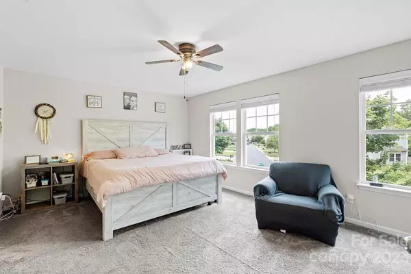 Mount Holly, NC 28120,2305 Lake Vista DR