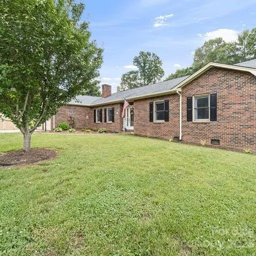 Lenoir, NC 28645,209 Timber Ridge DR