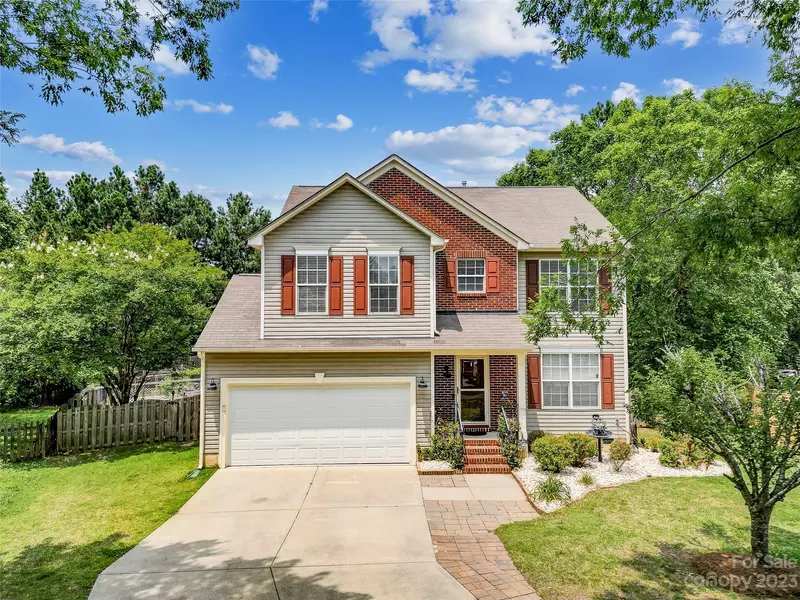 450 Sugar Maple DR, Tega Cay, SC 29708