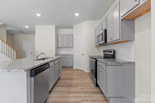 Charlotte, NC 28215,3431 Bluff Hill LN #72