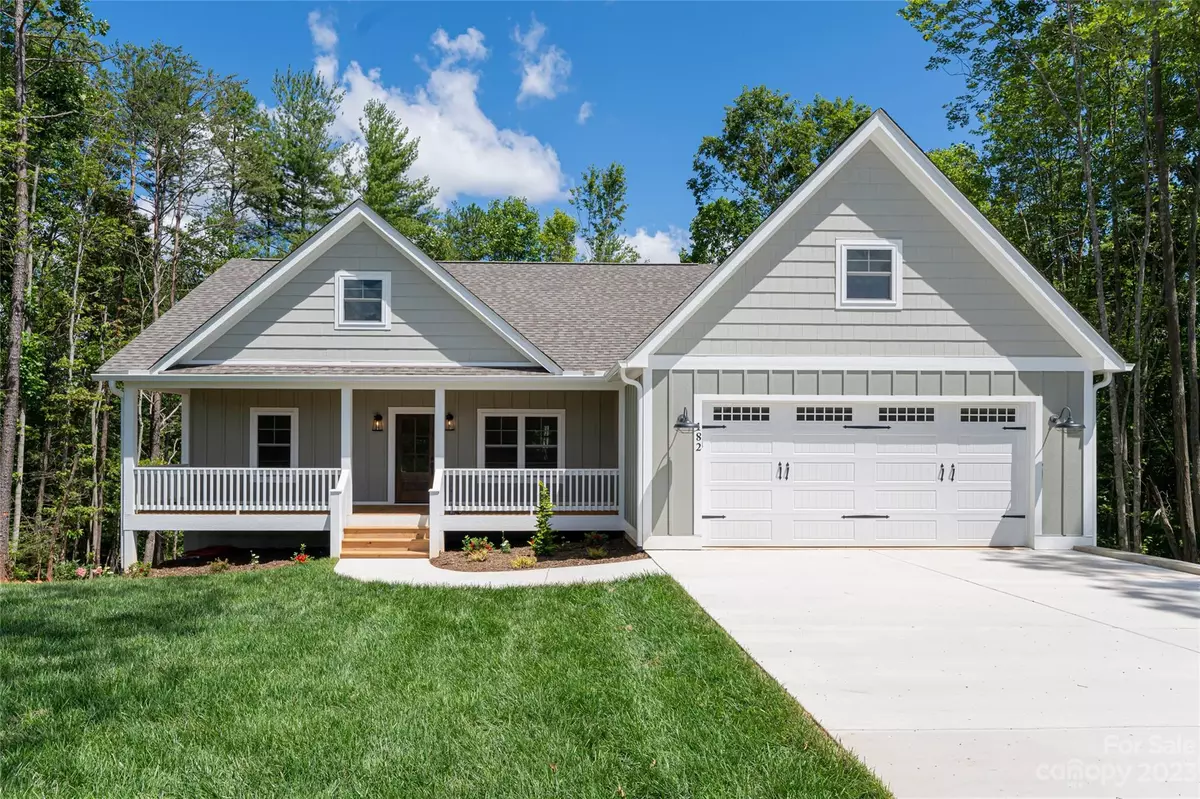 Mars Hill, NC 28754,182 Country DR