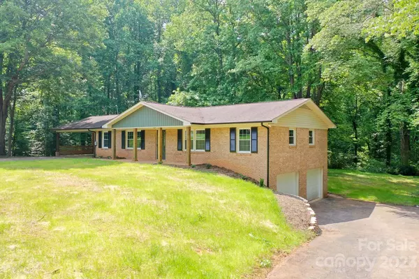 187 Westover DR, Wilkesboro, NC 28697