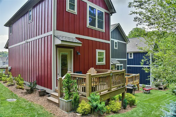 Weaverville, NC 28787,62 Wheeler RD