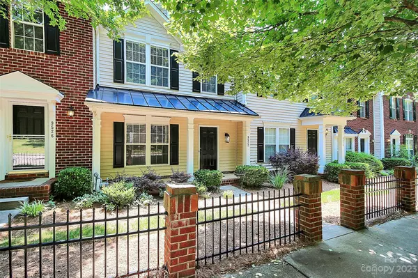9522 Cadman CT, Cornelius, NC 28031