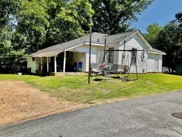 Kannapolis, NC 28081,721 Broad ST