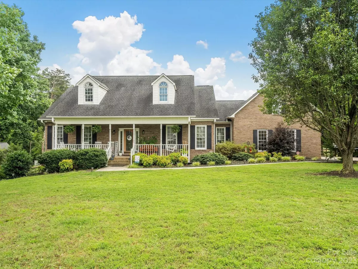 Clover, SC 29710,131 Jamestowne CIR