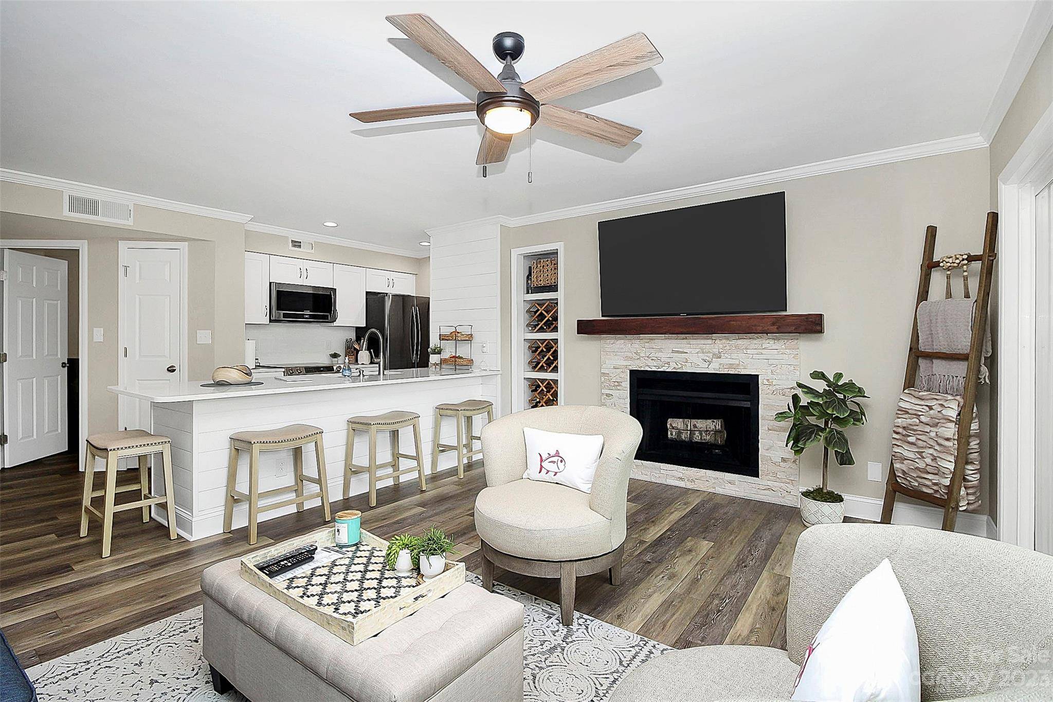 Davidson, NC 28036,205 Northwest DR