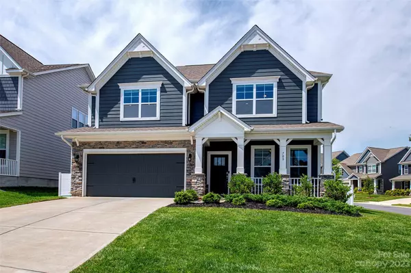 709 Altamonte DR, Lake Wylie, SC 29710
