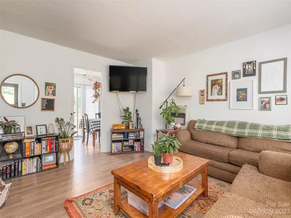 Mars Hill, NC 28754,520 Forest ST