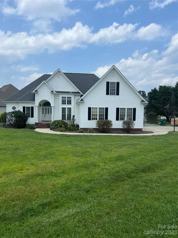 Oakboro, NC 28129,214 Birchwood CT