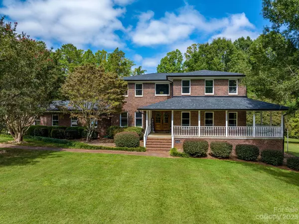 12305 Mayes RD, Huntersville, NC 28078