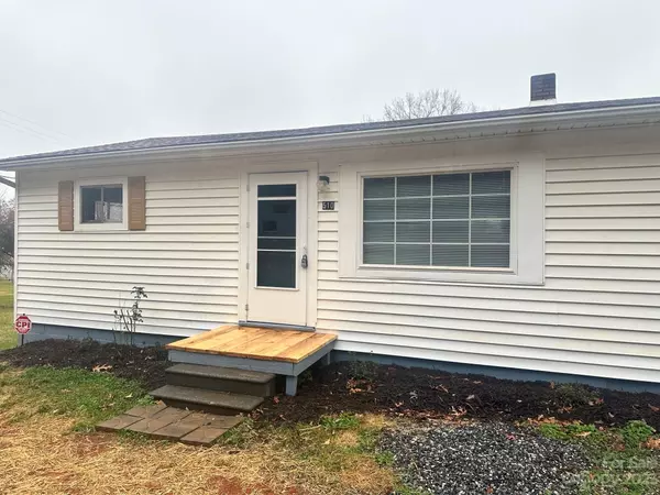 Olin, NC 28660,510 Tabor RD