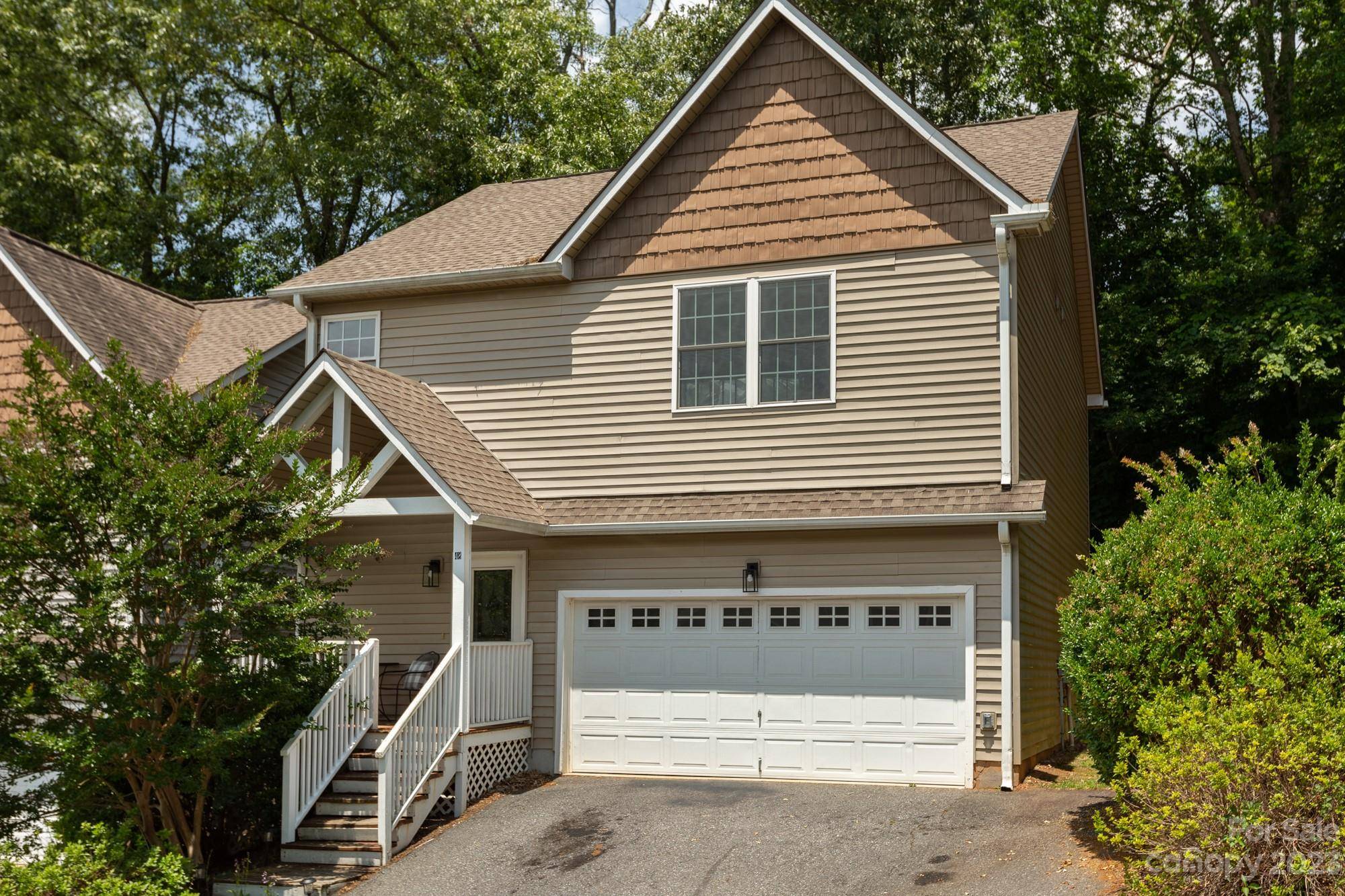 48 Winterwind DR, Asheville, NC 28803