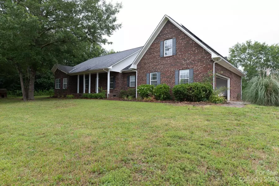 2614 Westbrook RD, Edgemoor, SC 29712