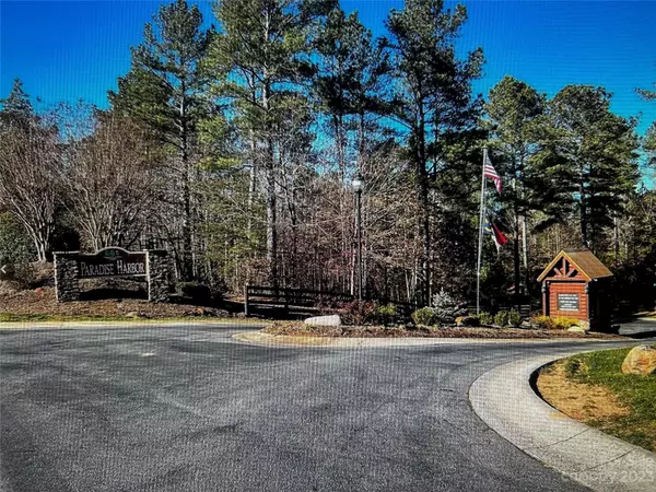 Connelly Springs, NC 28612,2030 E Paradise Harbor DR E #180