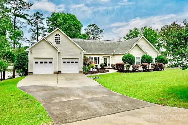 Ridgeway, SC 29130,213 Rocky Point CIR