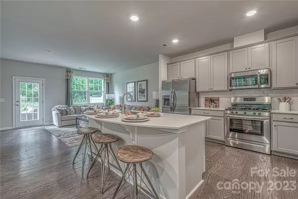 Tega Cay, SC 29708,7025 Everly Commons LN #2095