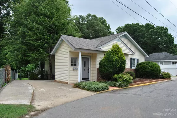 Cramerton, NC 28032,732 Washington ST