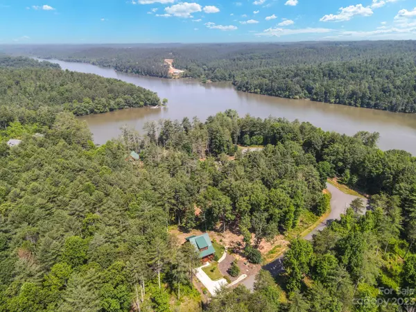 Valdese, NC 28690,3157 Bear Paw AVE NW