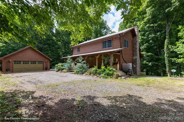 145 Gavin Glenn RD, Weaverville, NC 28787