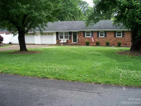 Lincolnton, NC 28092,547 Hoyle ST