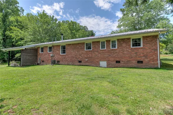 Flat Rock, NC 28731,18 Eagles Nest CT