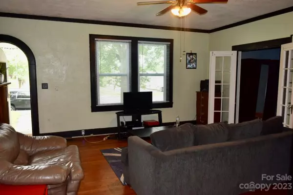 Chester, SC 29706,514 Saluda RD