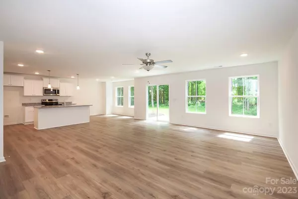 Lancaster, SC 29720,219 W North Corner RD