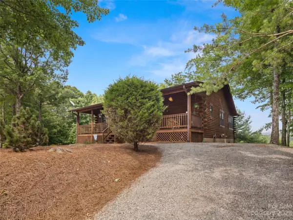 Saluda, NC 28773,201 Staton Ridge RD
