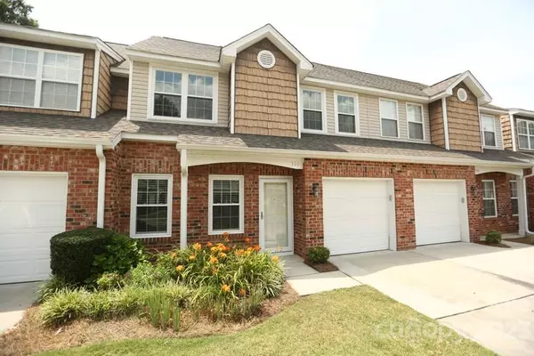 360 Valley Brook LN SE, Concord, NC 28025