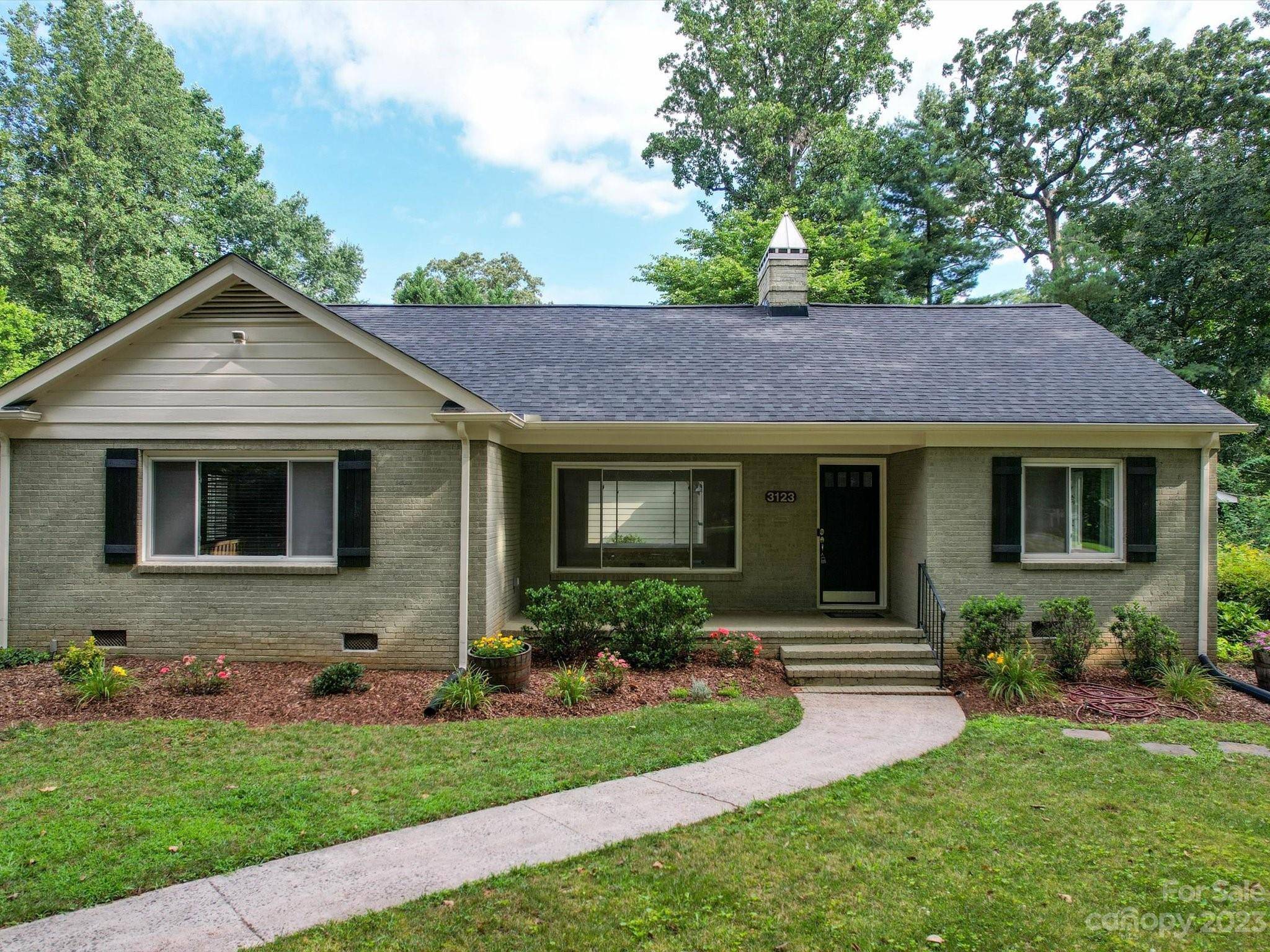 Charlotte, NC 28205,3123 Country Club DR
