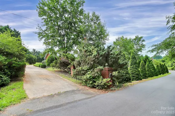 Fort Mill, SC 29708,870 Bridle PATH